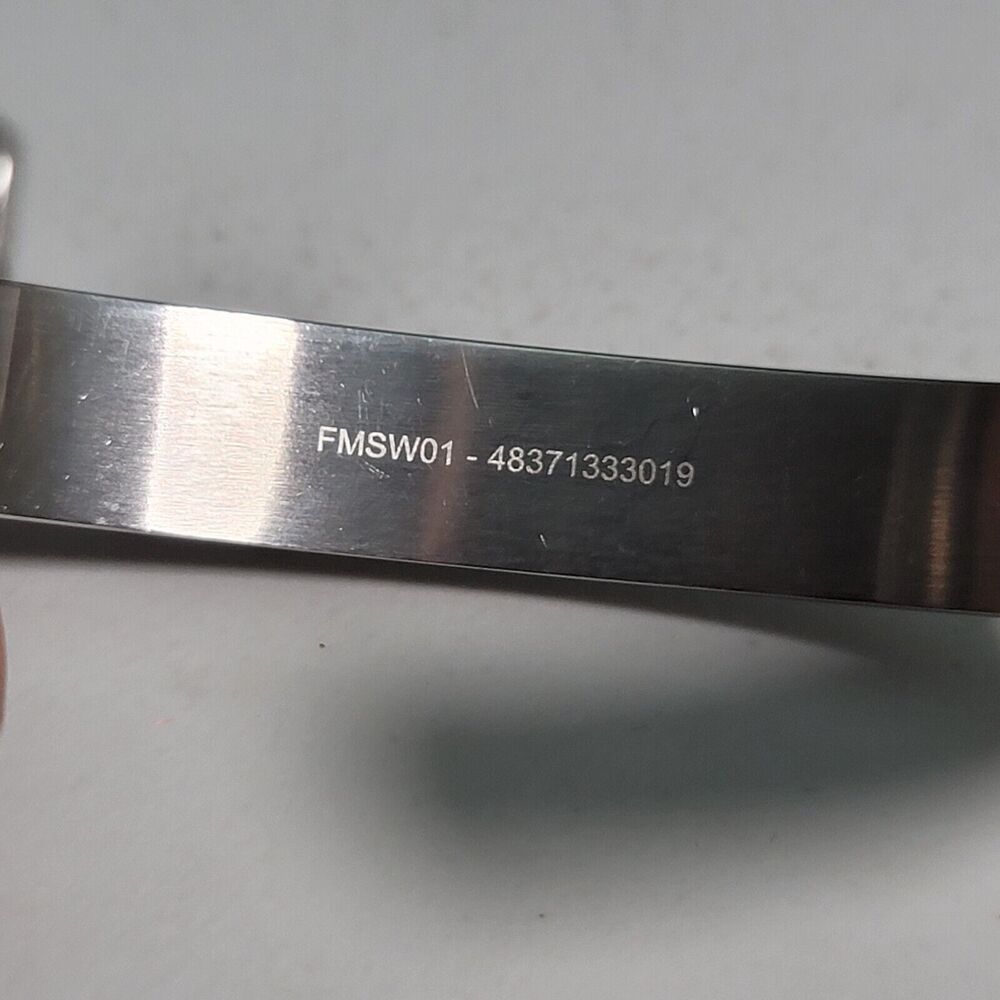 Daniel Wellington Silver And White Cuff Bracelet - Picture 2 of 6